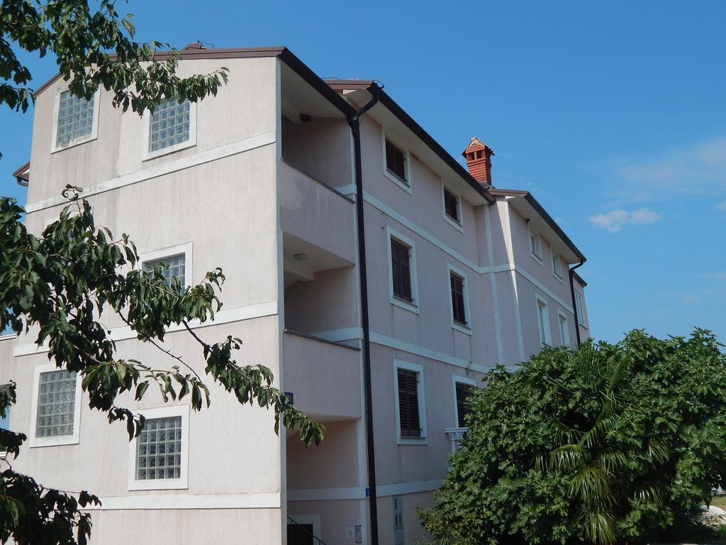 Apartments Vilanija Exterior foto